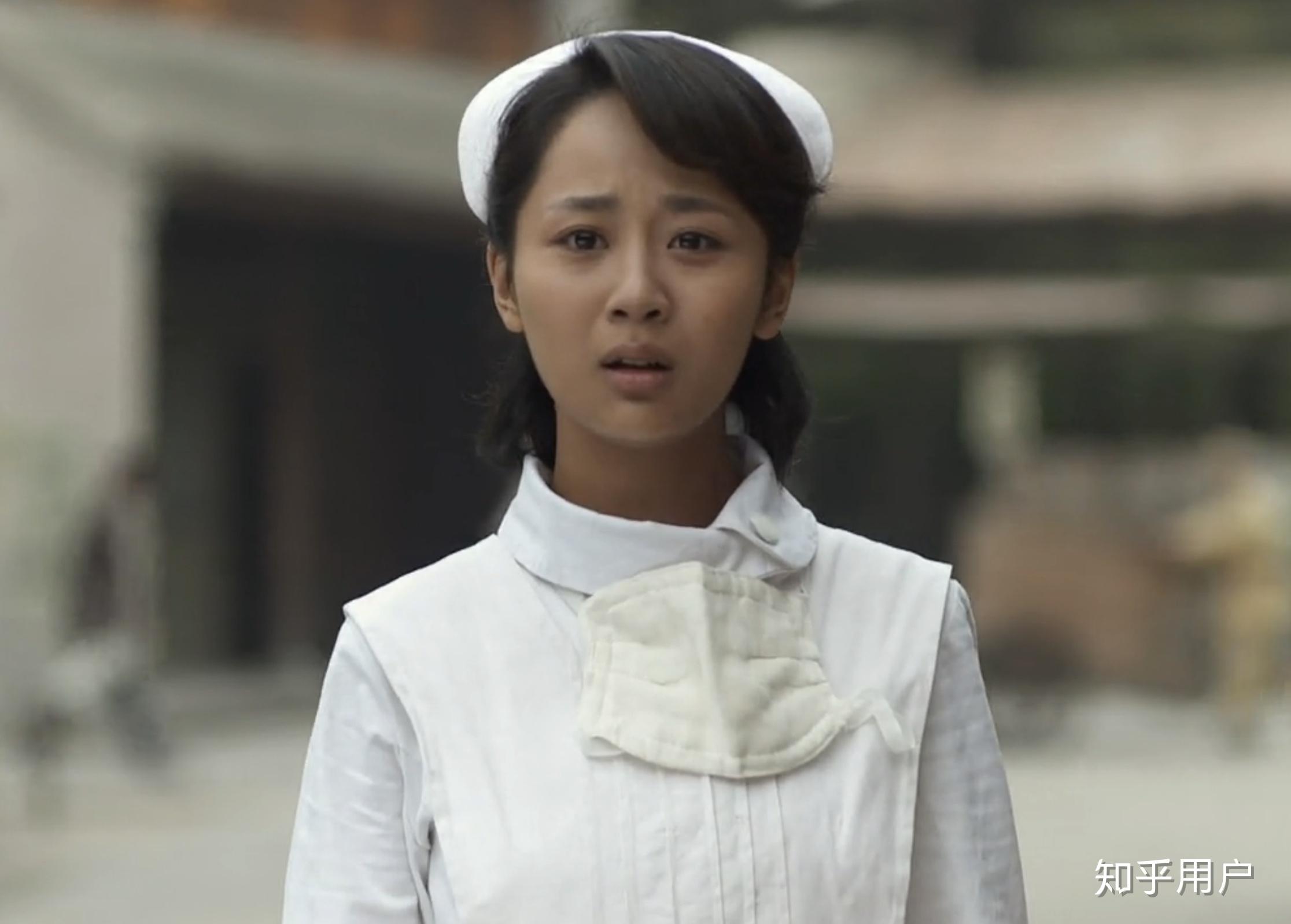 如何看待有人说杨紫丑还老演大美女的问题? - 知乎