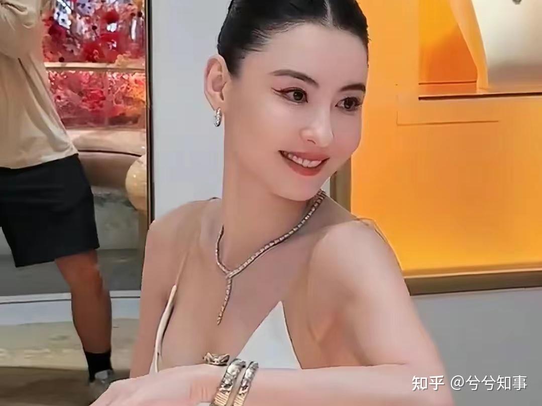 有些不负责任的媒体和网友在没有任何证据的情况下,散布着张柏芝患癌