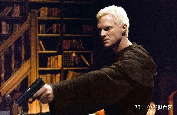 苏联早期领导层成员,为何喜欢把右手插进上衣里?与神秘组织无关 - 知乎