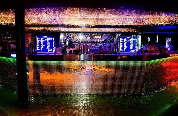 地址:首尔江南区驿三洞602街 ritz-carlton hotel3521:1935