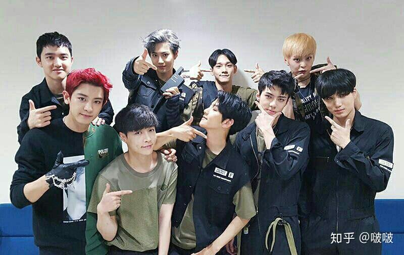 编辑后:请问v9怎么看待张艺兴的手机锁屏和壁纸都是他的团队exo?