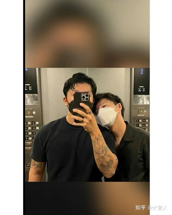 花臂老师和凉太 - 知乎