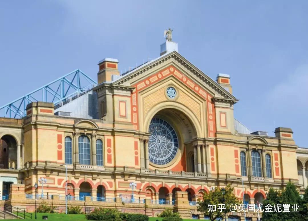 woodberrydown距离伦敦大学4站圣马丁大学18分钟绝美双湖景一房50万