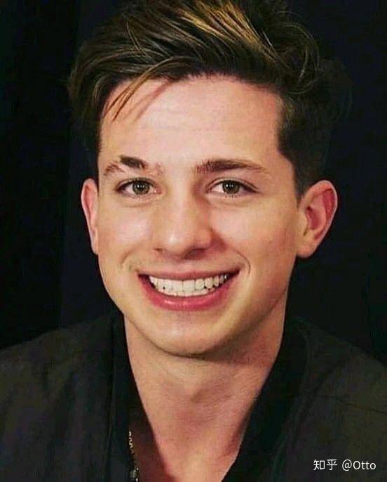 断眉charlieputh要糊了吗