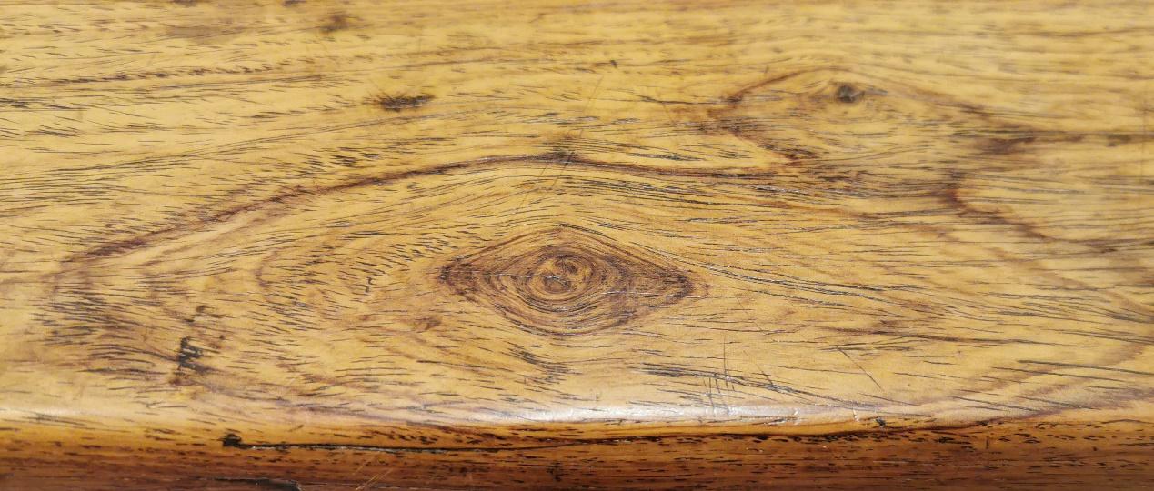 有鬼脸就有麦穗纹,雕竹方桌黄花梨棕眼大全