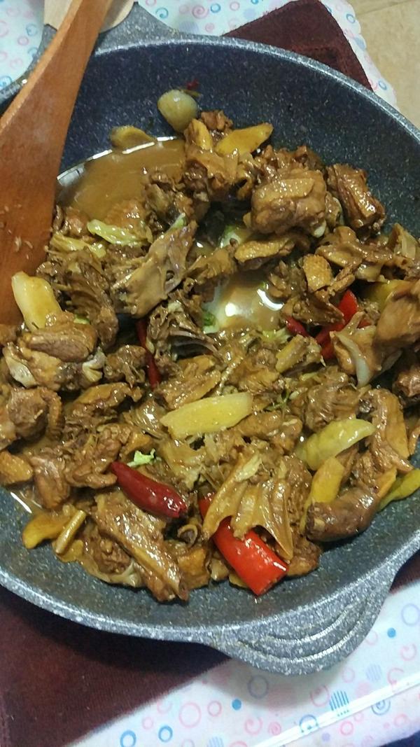 喜欢研究一些黑暗料理,嘻嘻～(图为啤酒鸭) 爱五月天 https://www.