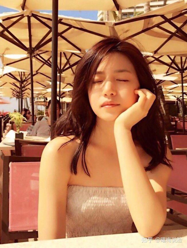 37岁的陈妍希好像洋娃娃