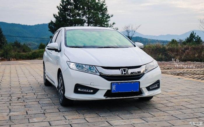 认证车主年终福利热爱我的热爱本田新锋范年终写真欣赏