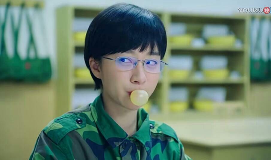 如果你是一个男生你会选择春风十里不如你里面的赵英男还是小红客观一