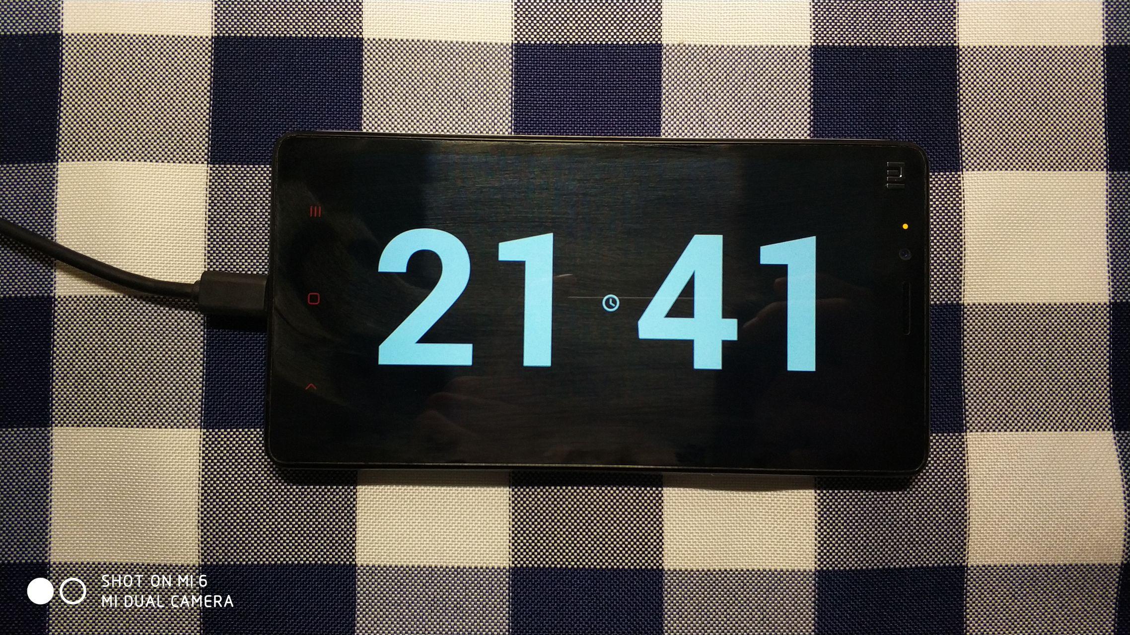 时间从未如此触手可及小米智能桌面时钟简评