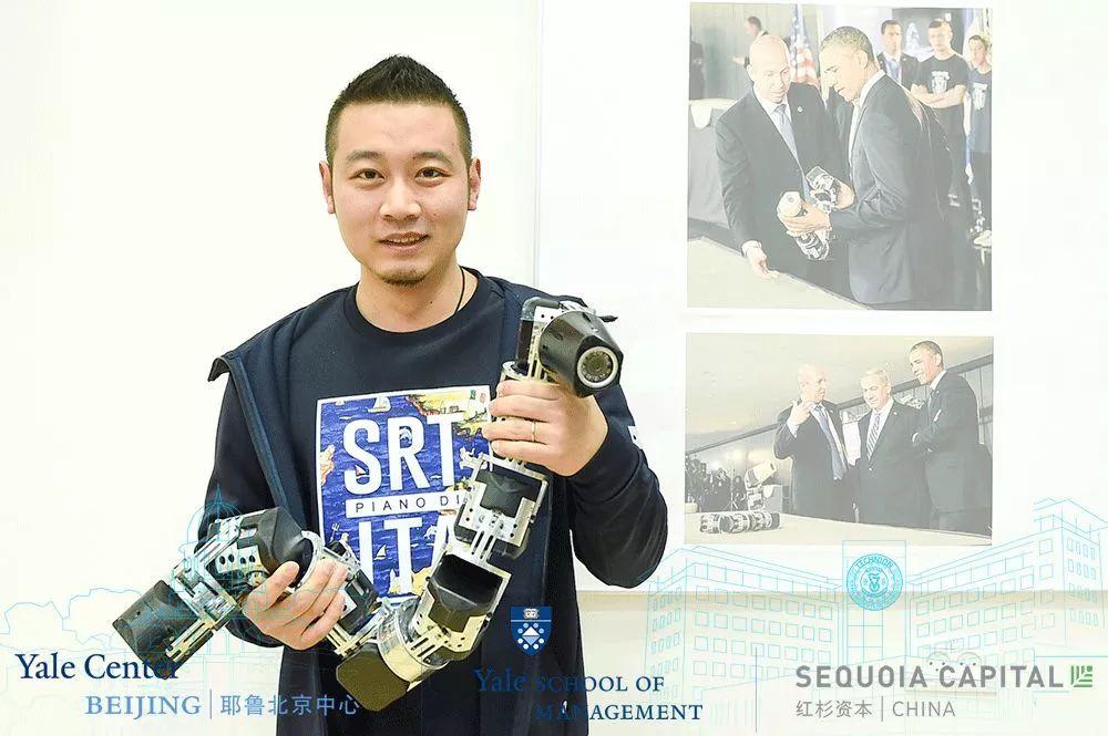 在基布兹的下午茶时间,磁金融创始合伙人李潇分享了此行感悟.