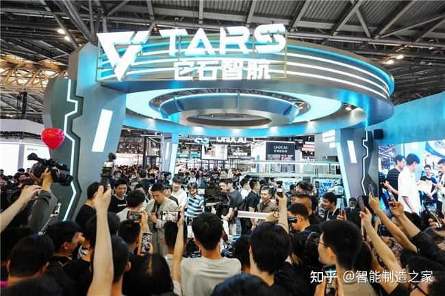 它石智航@WAIC 2026:具身原生基座模型AWE摘得SAIL之星,全场景验证物理AI泛化能力