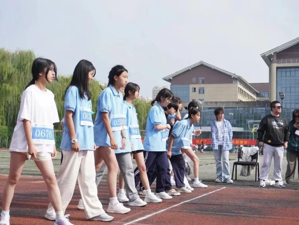 浙江省广播电视中等专业学校电子商务2503班风采展(图5)