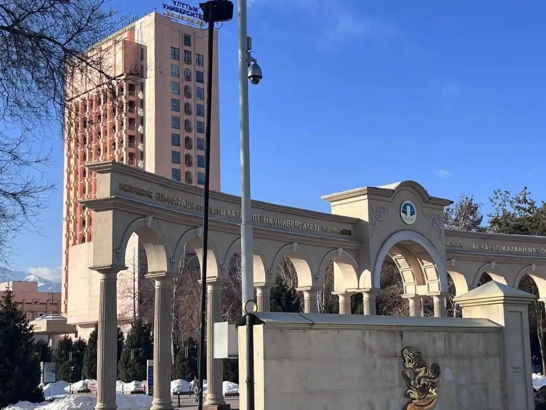 哈萨克斯坦阿里-法拉比国立大学本科有哪些专业?该如何准备申请资料?