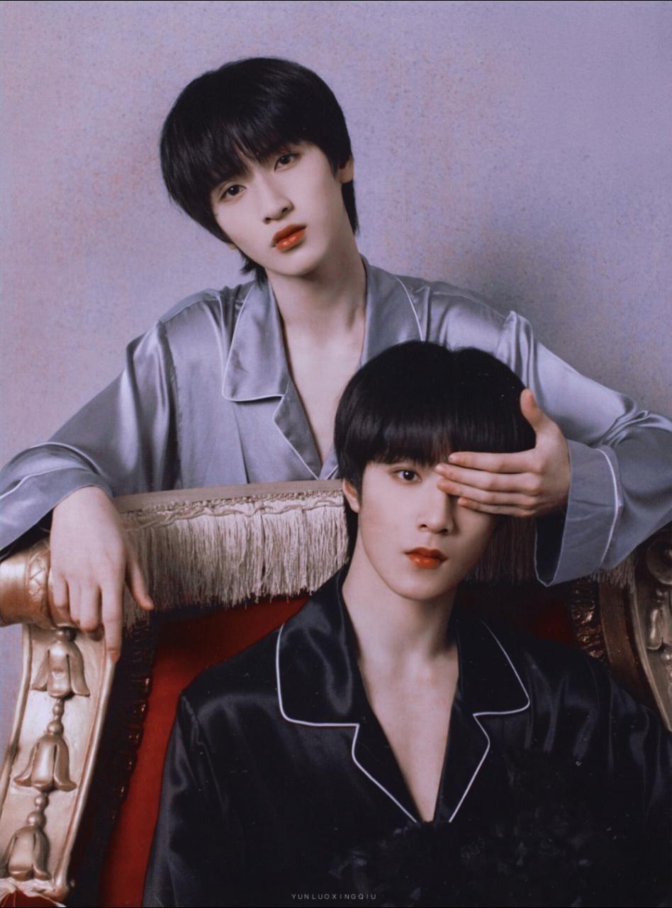 最近很喜欢刘耀文和严浩翔 但是可能更喜欢严浩翔一点吧 就最近想转唯