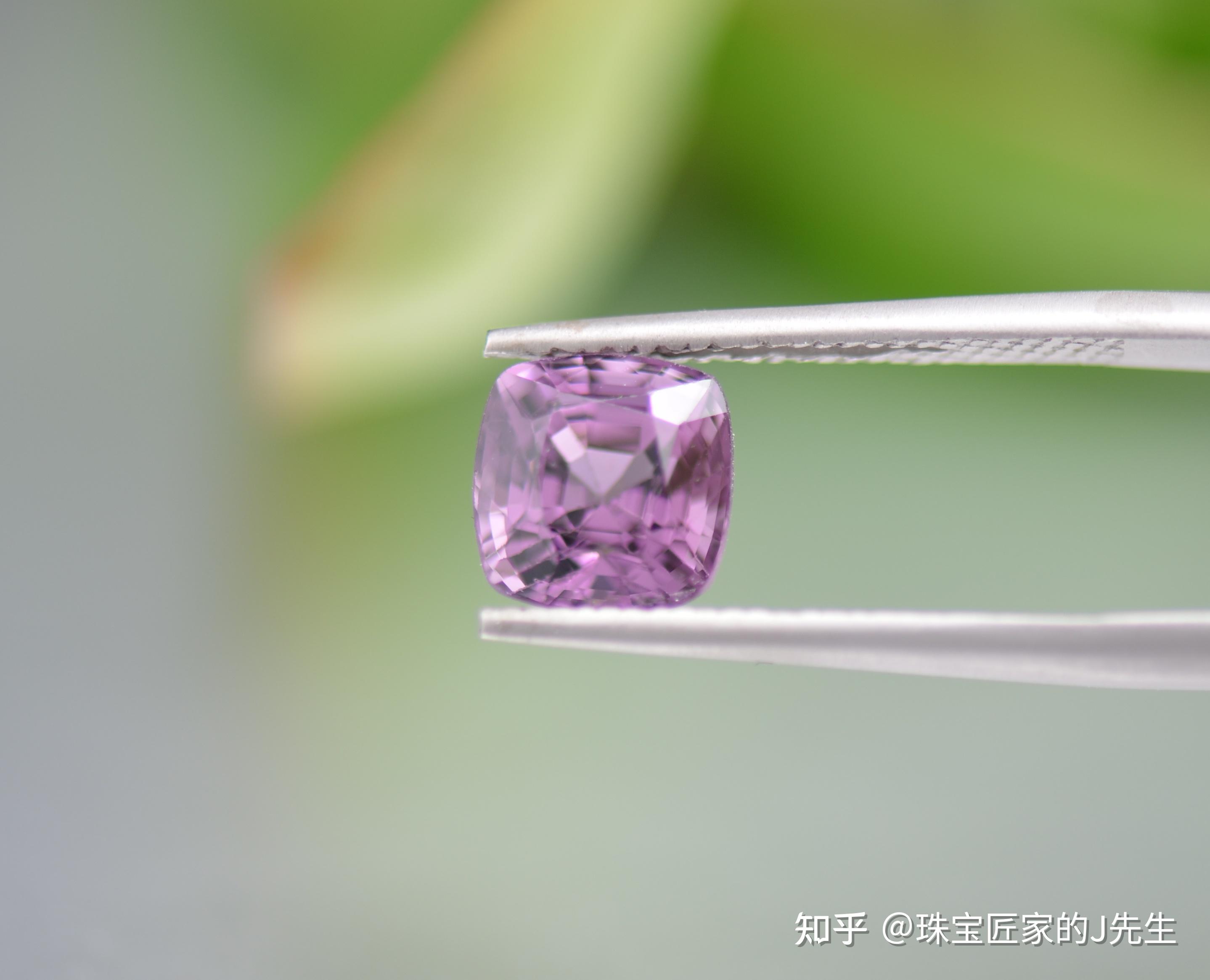 赫赫有名的冤大头如今逆袭成黑马新晋8月生辰石宝石界的爽文主角尖晶