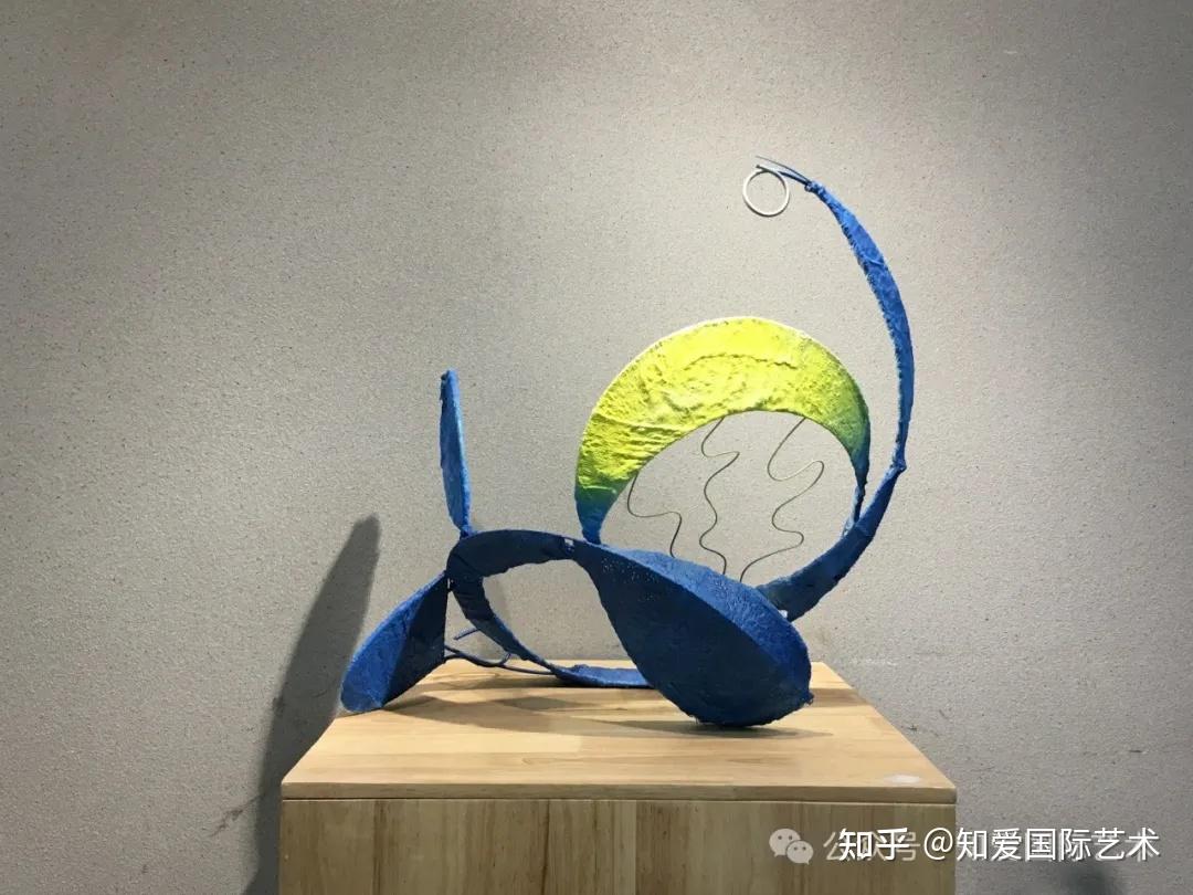 沈嘉林《月和夜》55x50x40cm铁丝石膏艺术家:刘升自幼师承刘振持学习