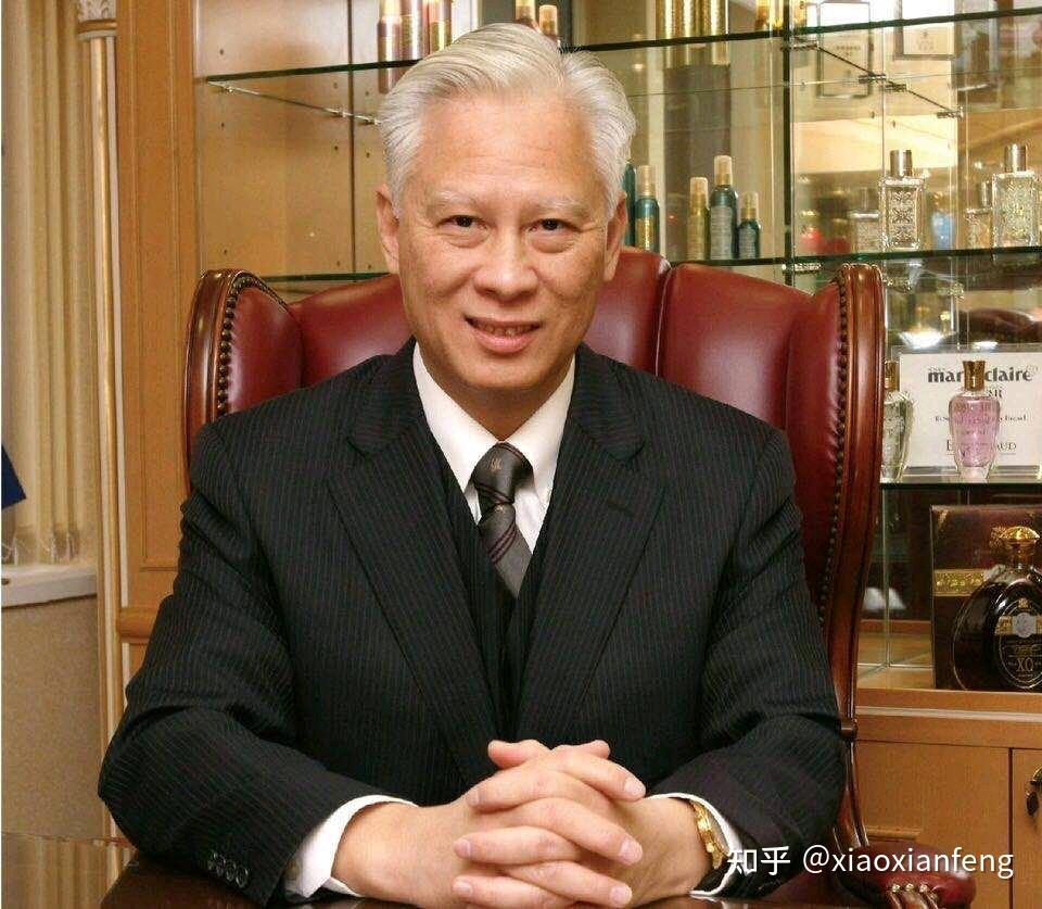 我爆黄树雄的照片不会有人来说我侵犯了黄狗熊的权益了吧?