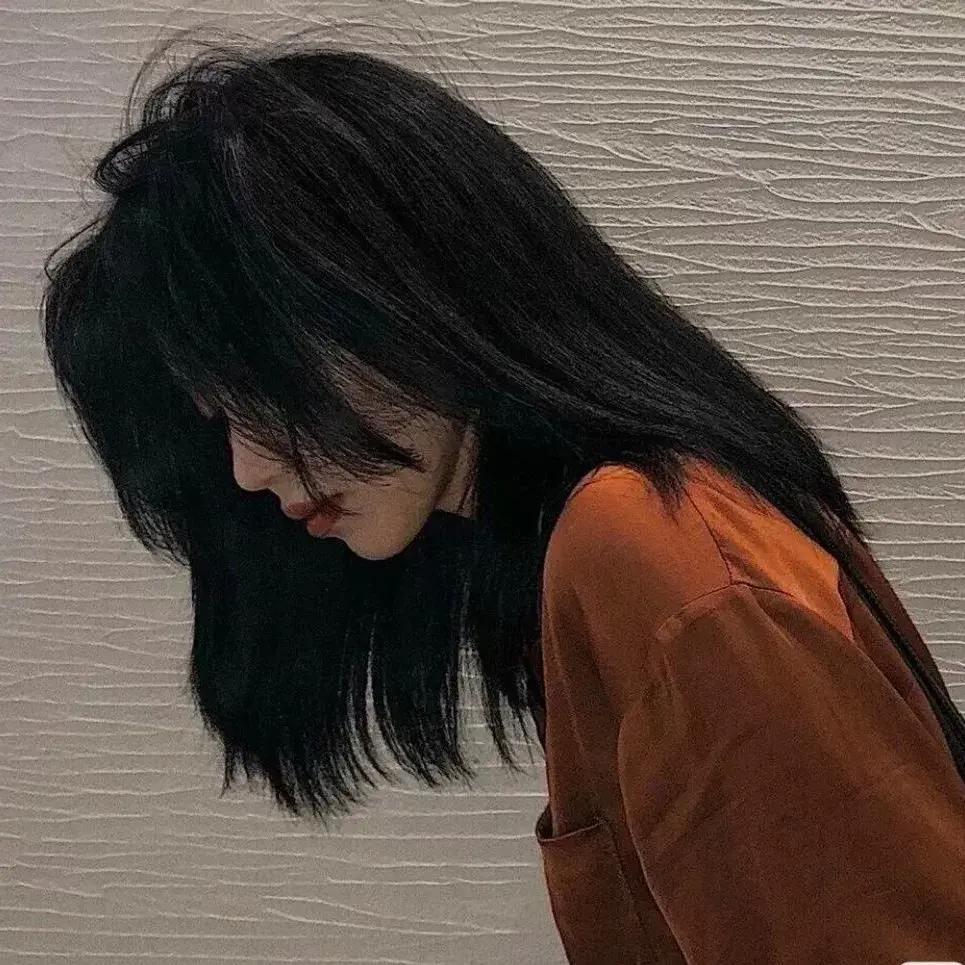 有什么好看,又比较低调的女生头像. - 知乎