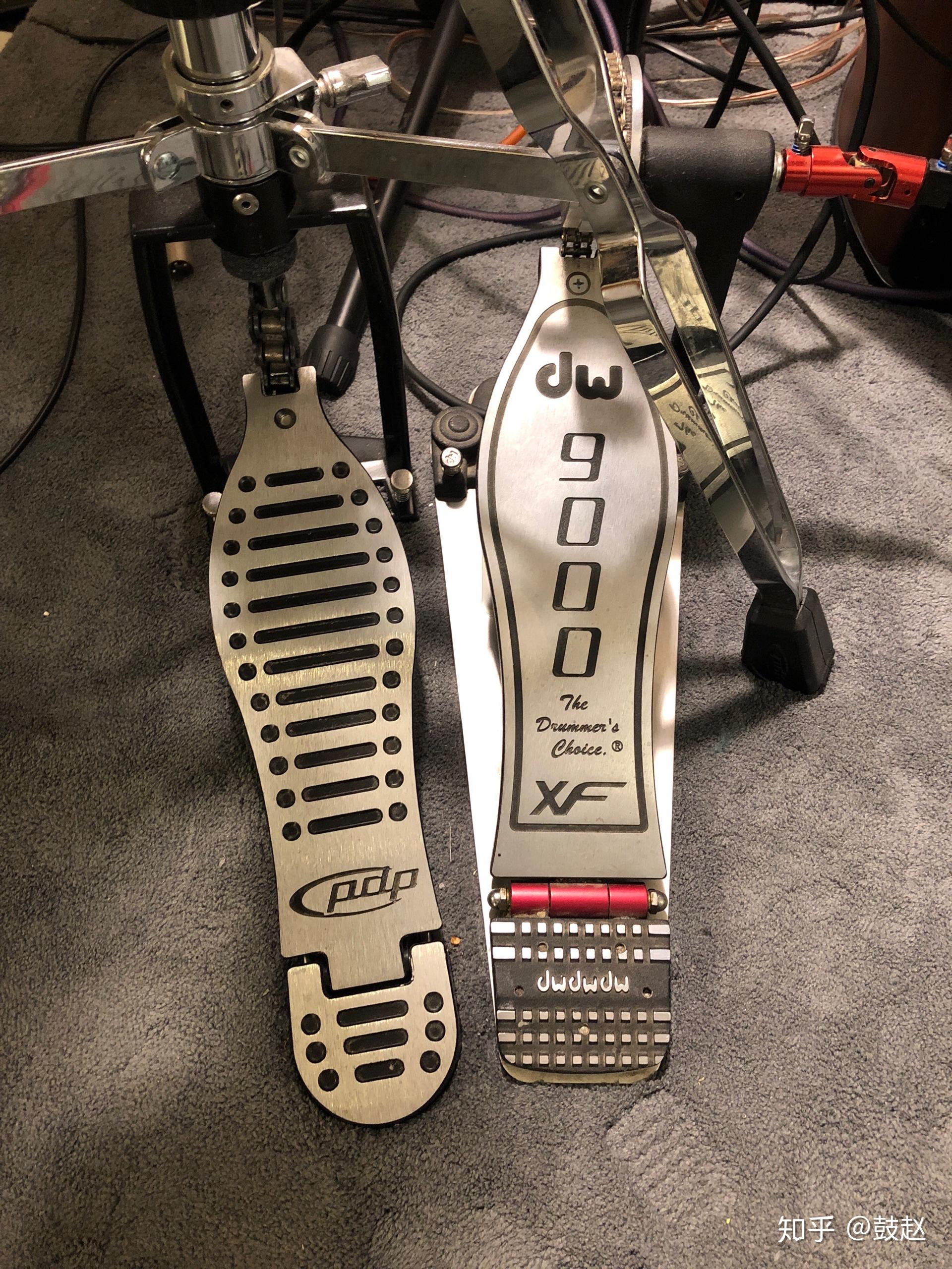 双踩左边踏板怎么摆放呢