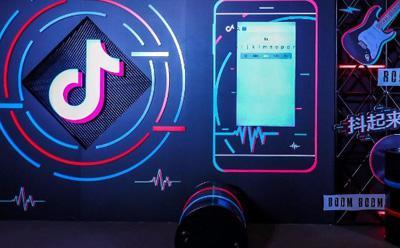 怎么增加抖音直播间人气 v2-8ba872078e0ccc51d5da4affcaa79aa9_1440w.jpg?source=172ae18b