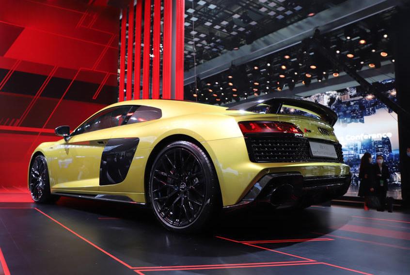 新款奥迪r8coupé或明年上市搭载52lv10引擎31秒破百