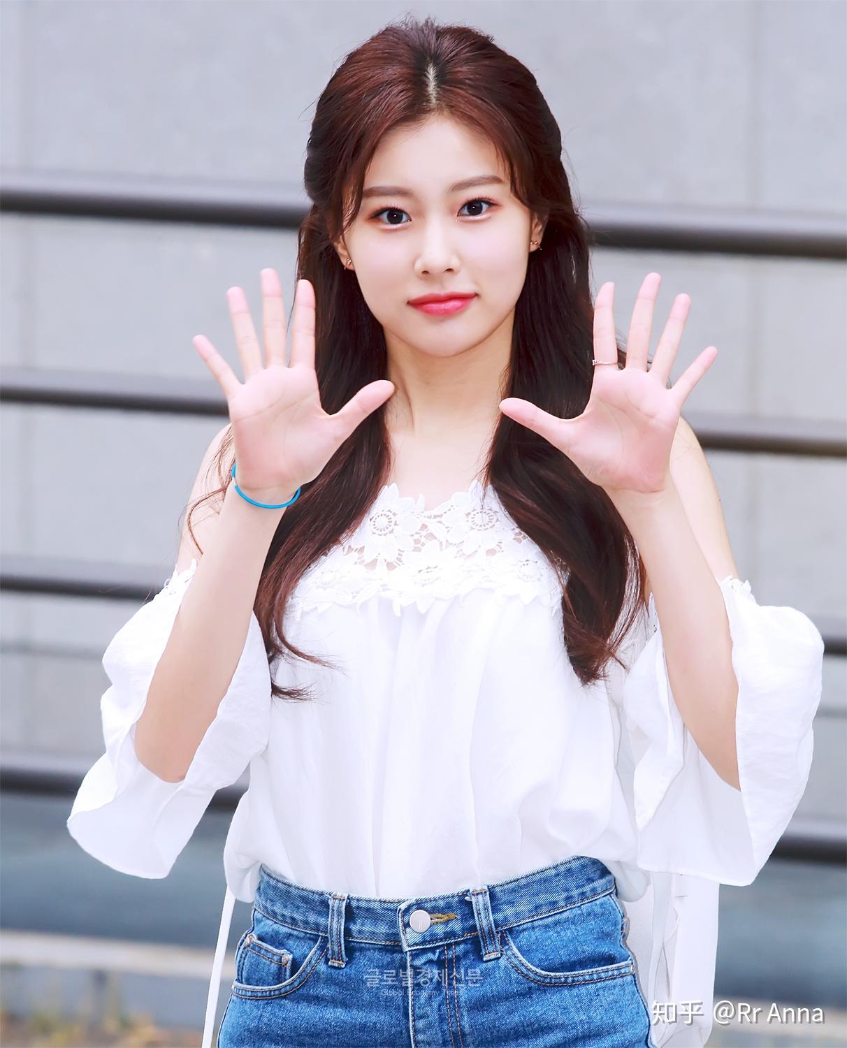 如何区分izone的姜惠元和金珉周