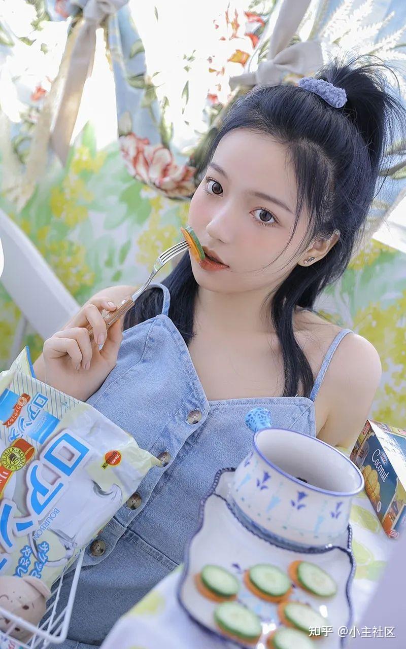 自信开朗阳光的女孩是什么样子的