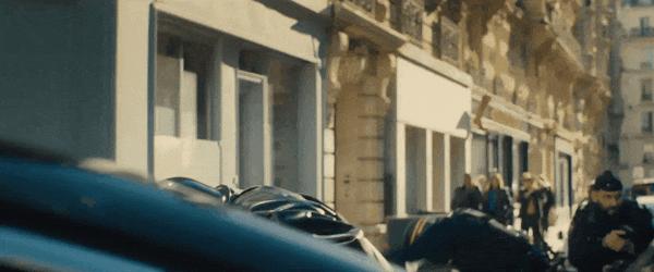 《美丽毒素》炸给你看！大尺度科幻猎奇新剧