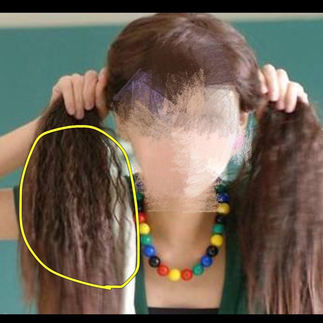 为什么一根头发从发根摸到发尾有颗粒感