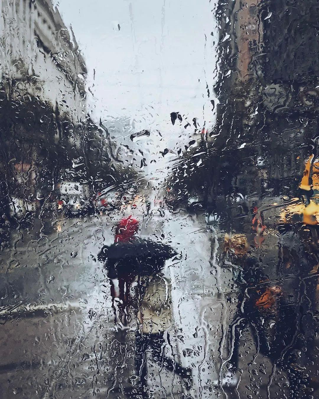万能的雨天街拍技巧!手机也可出大片! - 知乎