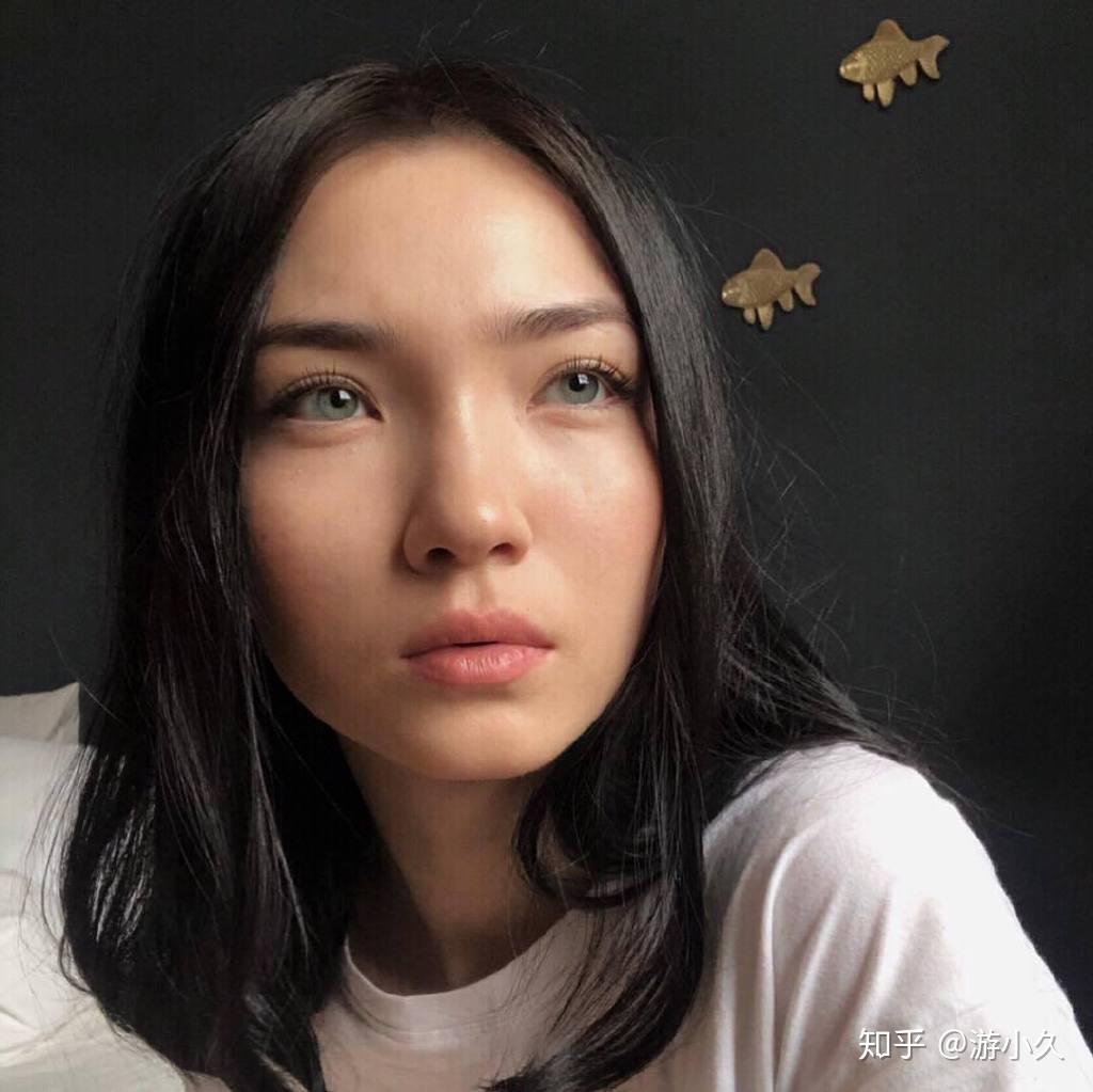 连腾讯的瓷都敢碰女模特质疑lol新cg刀妹盗用其形象