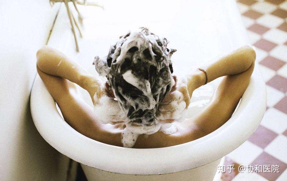 经期可以洗头洗澡!