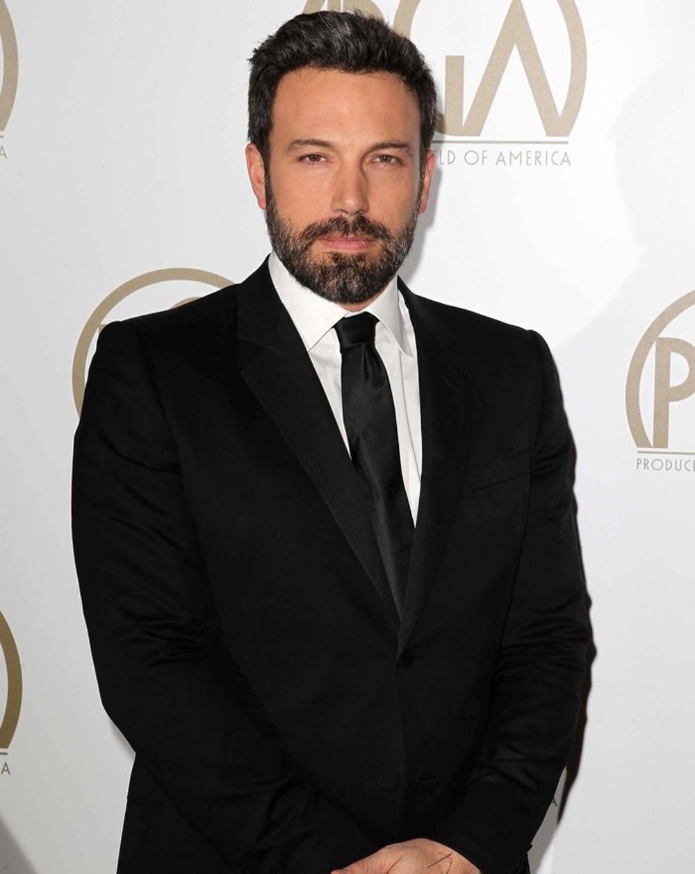 大家觉得好看的络腮胡帅哥有鬓角胡子有哪些