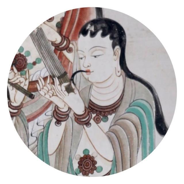 文殊经变之行走三乐伎2:吹笙【627x921】这位乐伎双眼微合,双手捧笙