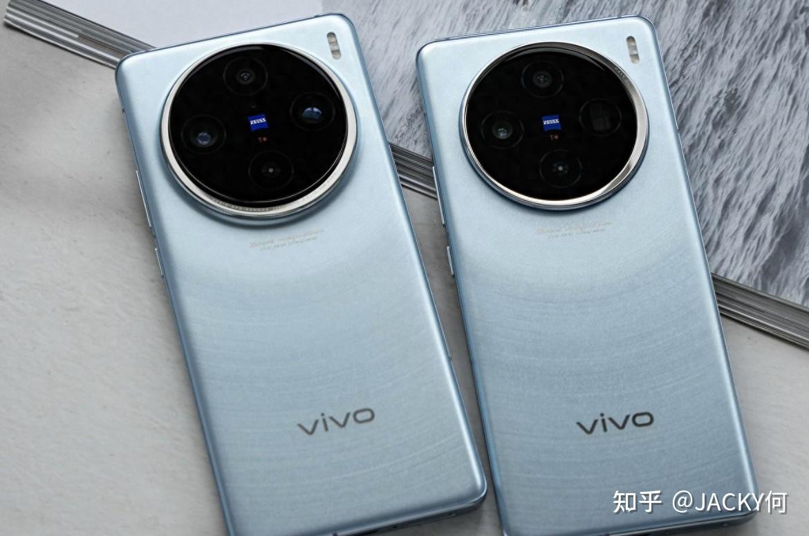 努比亚z60ultravivox100和一加12哪个好
