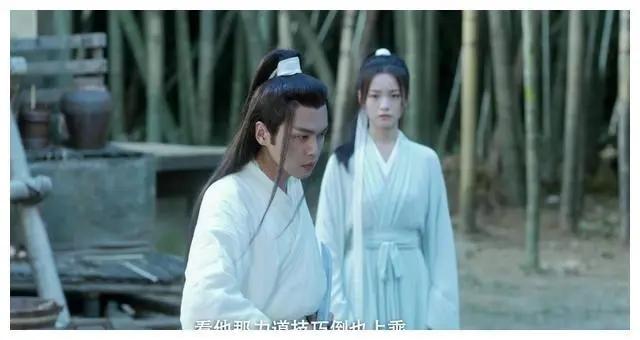 徐凤年第一次奋不顾身的为姜泥出手甚至想要拥抱安慰她