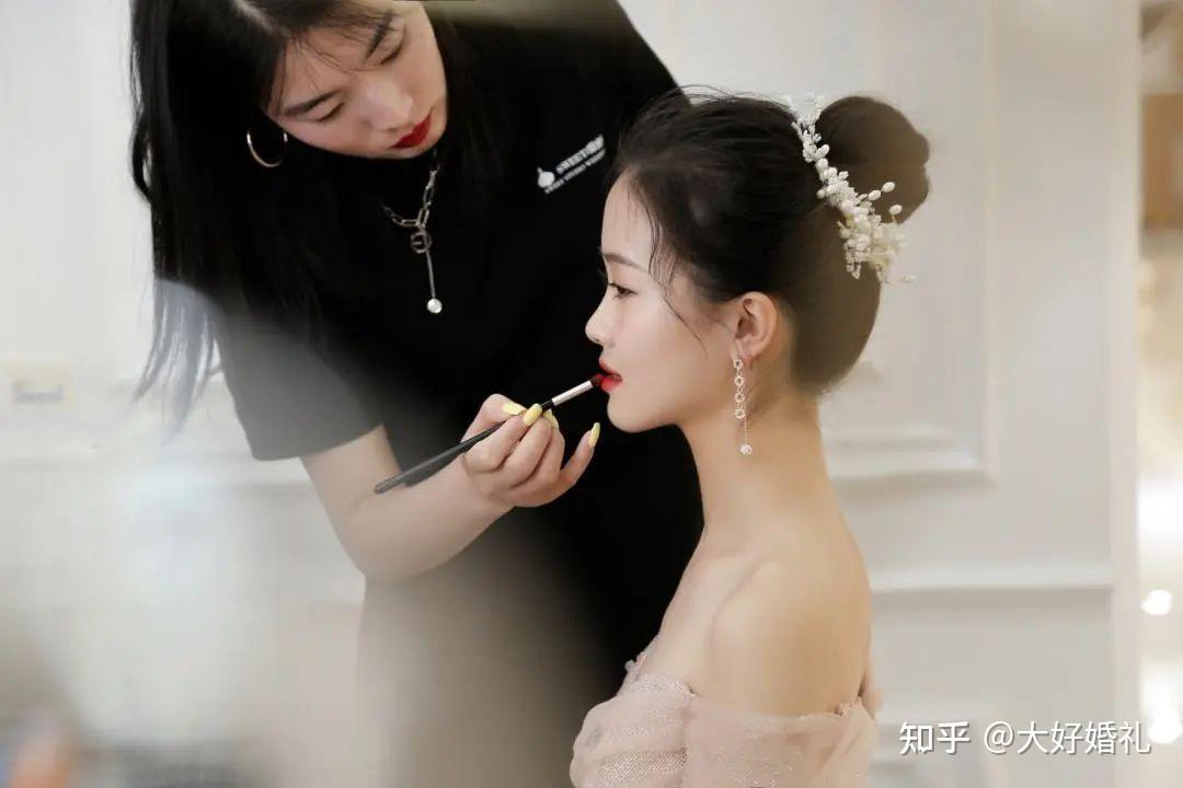 新娘试妆前一定要问清楚的16个问题
