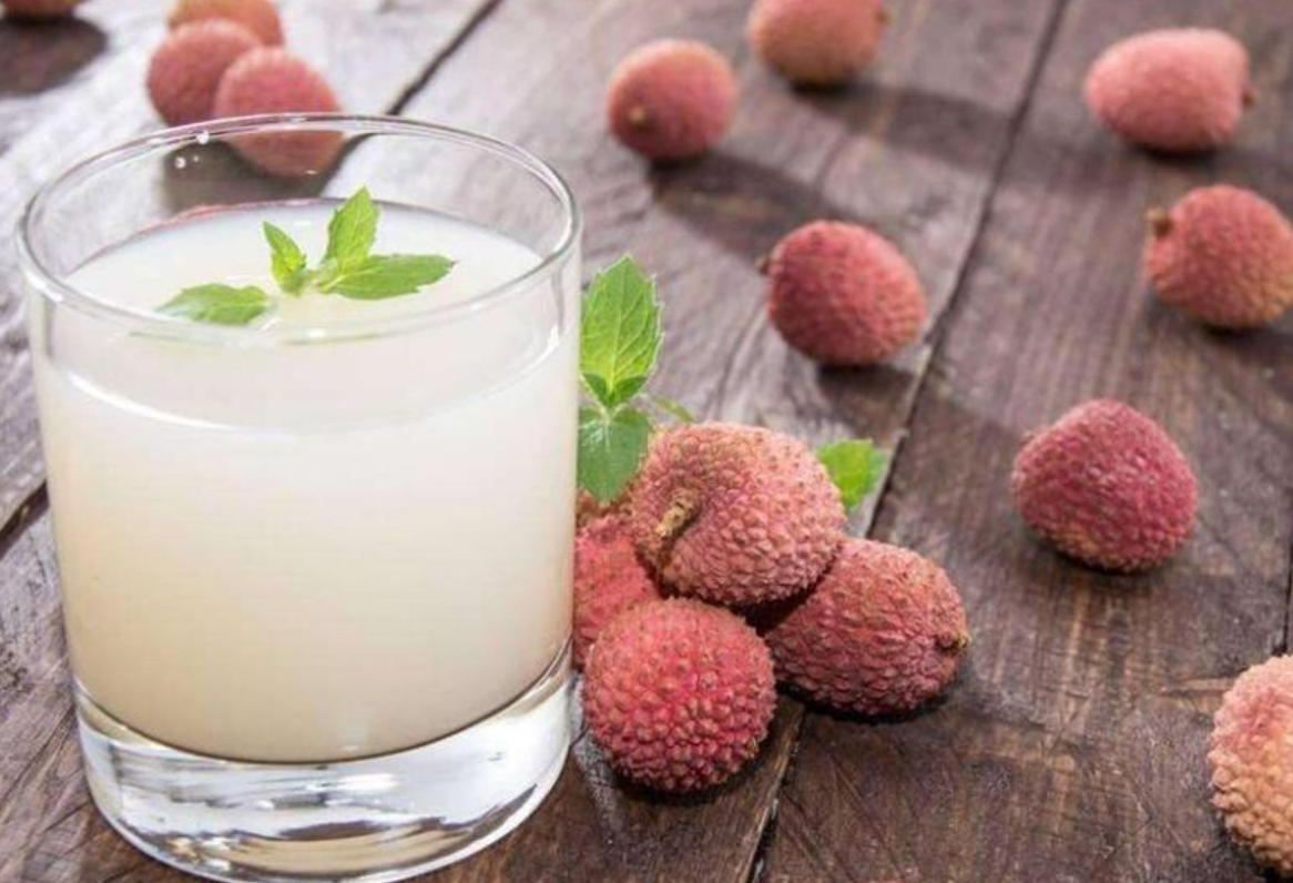 今日饮力方香檬荔枝汁