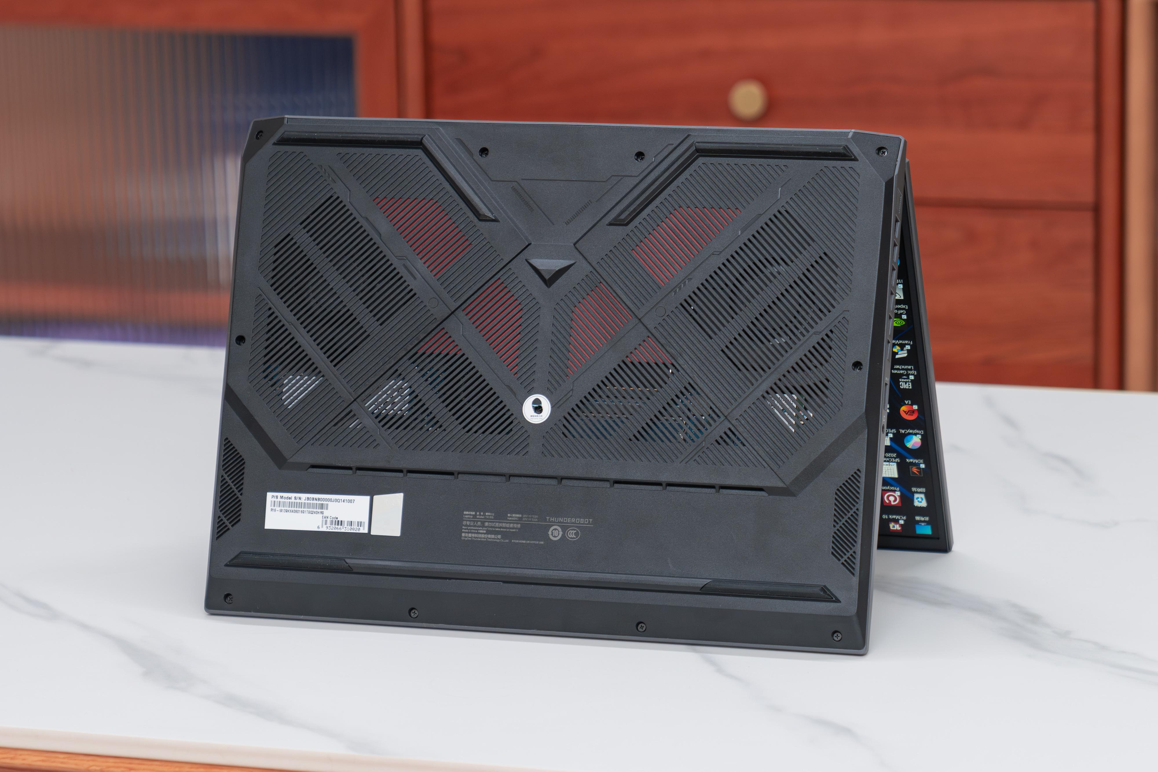 雷神猎刃16测评如何凭借三个风扇榨干13代i94060的极致性能