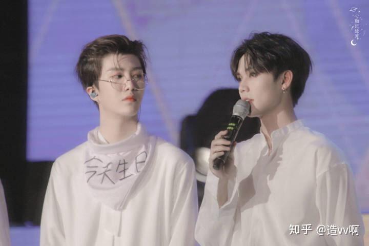 烟尘cp有什么故事和图片吗