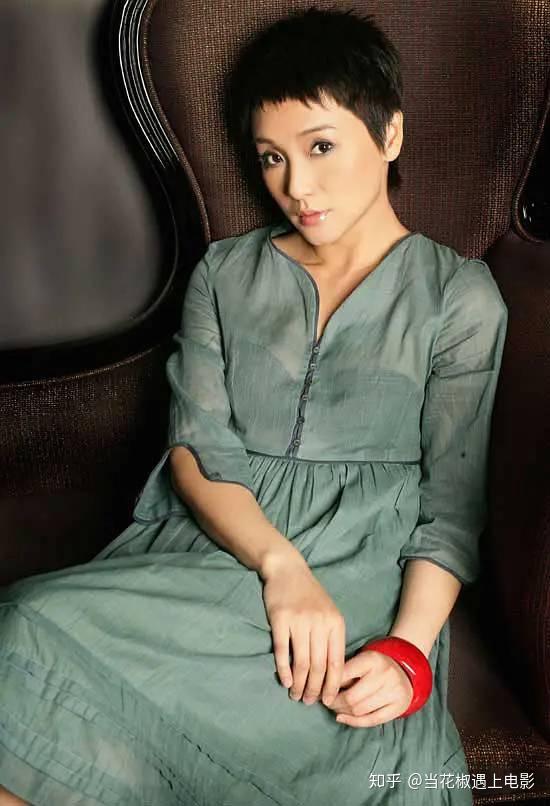 《血色清晨》到《飞越人生》,从《情海浪花》再到《大红灯笼高高挂》