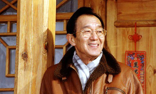 中国当代争议最大的一个作家张贤亮小说批评之争