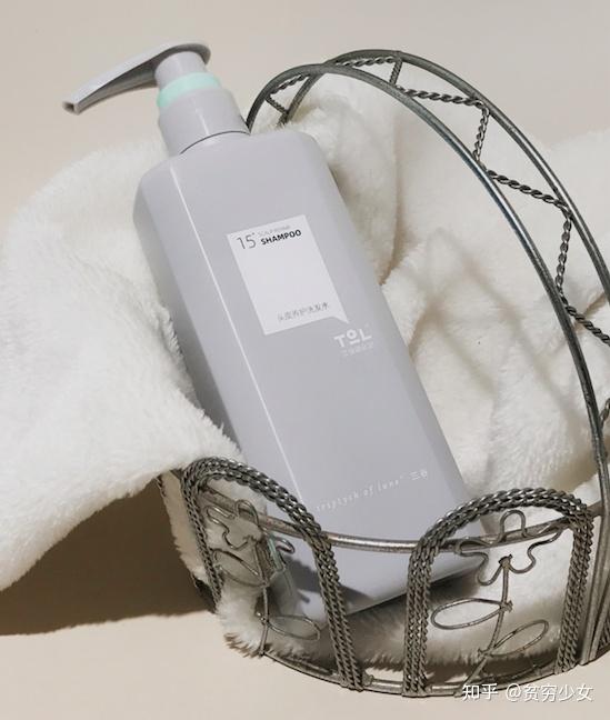 头发又油又痒还有头皮屑,有没有控油又好用的洗发水推荐? - 知乎