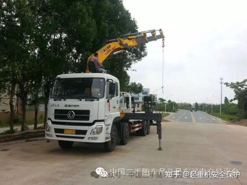 随车起重机吊机动作慢?4大核心原因+解决方案,看完直接上手排查!