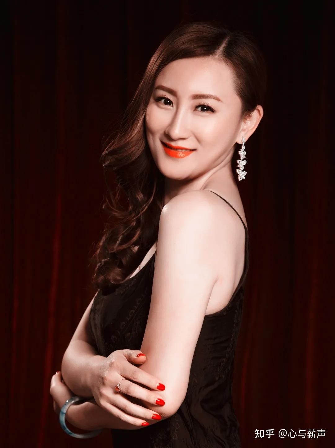 03 白雪岑白雪岑的嗓音轻柔纯净,擅长演绎温柔可人的女性角色,代表作