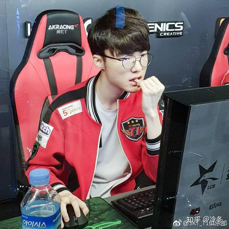 如何评价英雄联盟历史上唯一上单 fmvp marin(张庆欢)宣布退役?