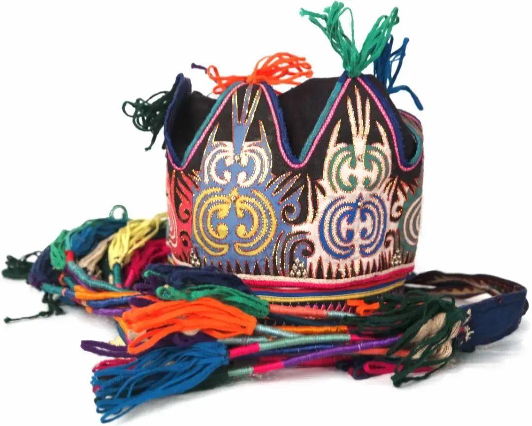 展讯云归和处云南哈尼族服饰展云博开展