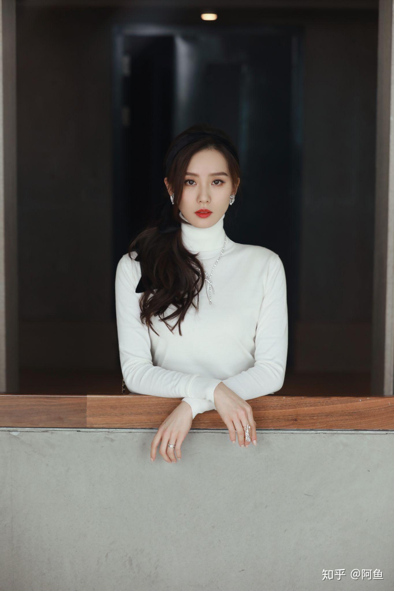 刘诗诗有哪些美出圈的神图? - 知乎