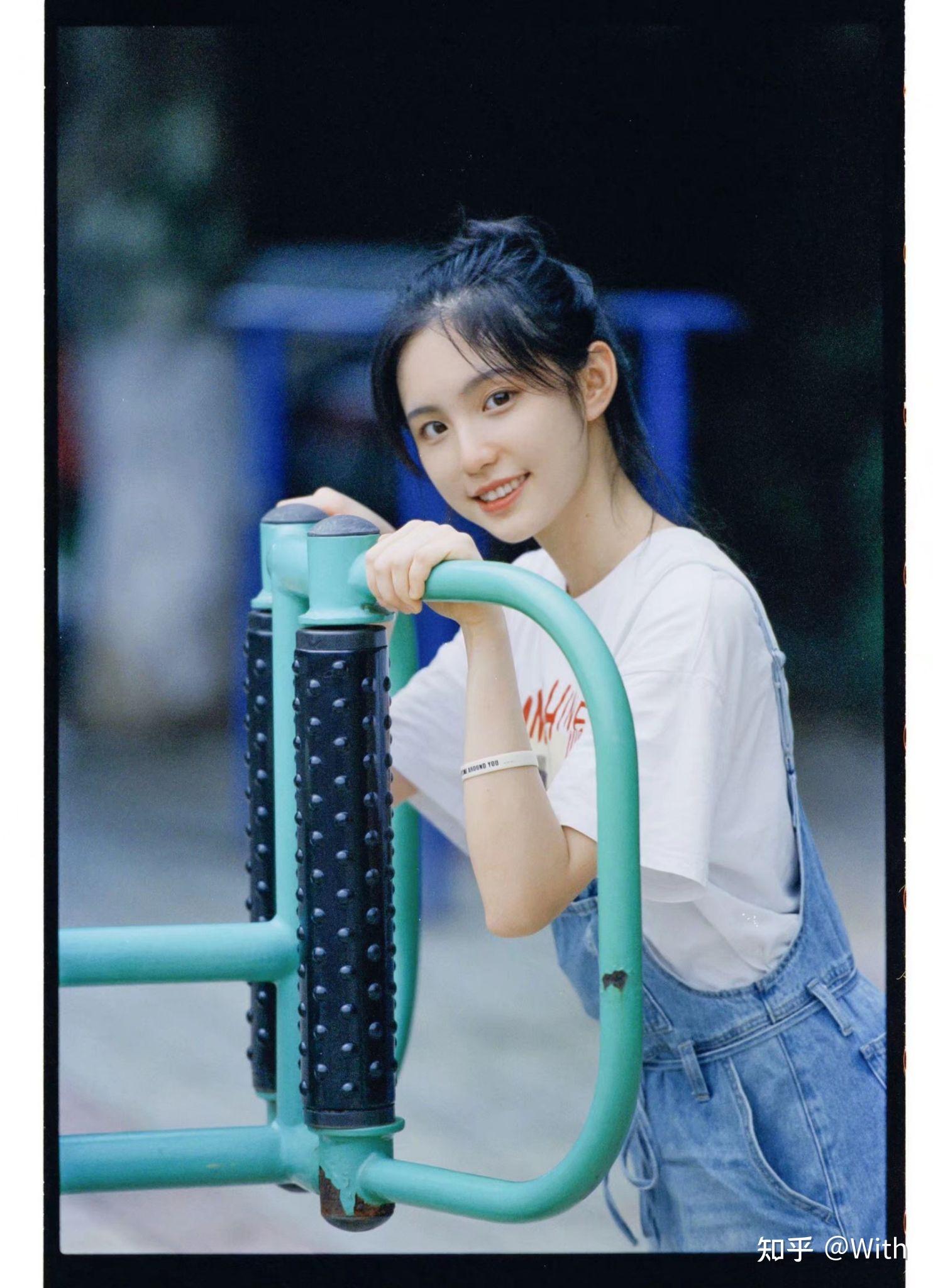 你见过最漂亮的女生长什么样